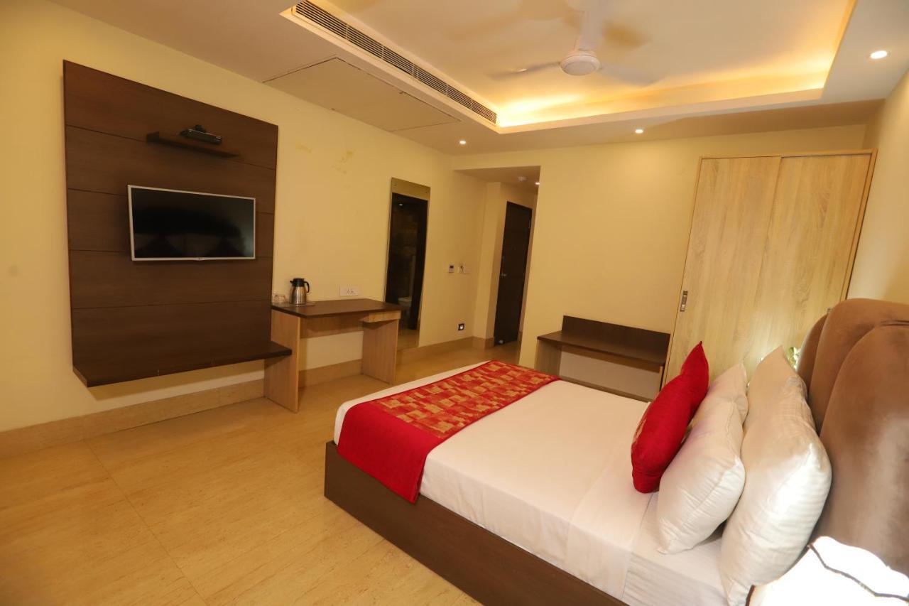 Hotel Mayur Assam - New Delhi Railway Station Ngoại thất bức ảnh