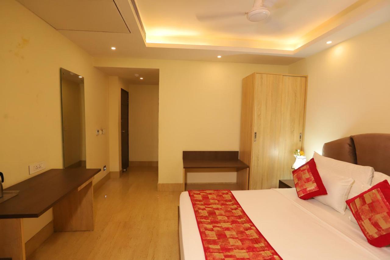 Hotel Mayur Assam - New Delhi Railway Station Ngoại thất bức ảnh