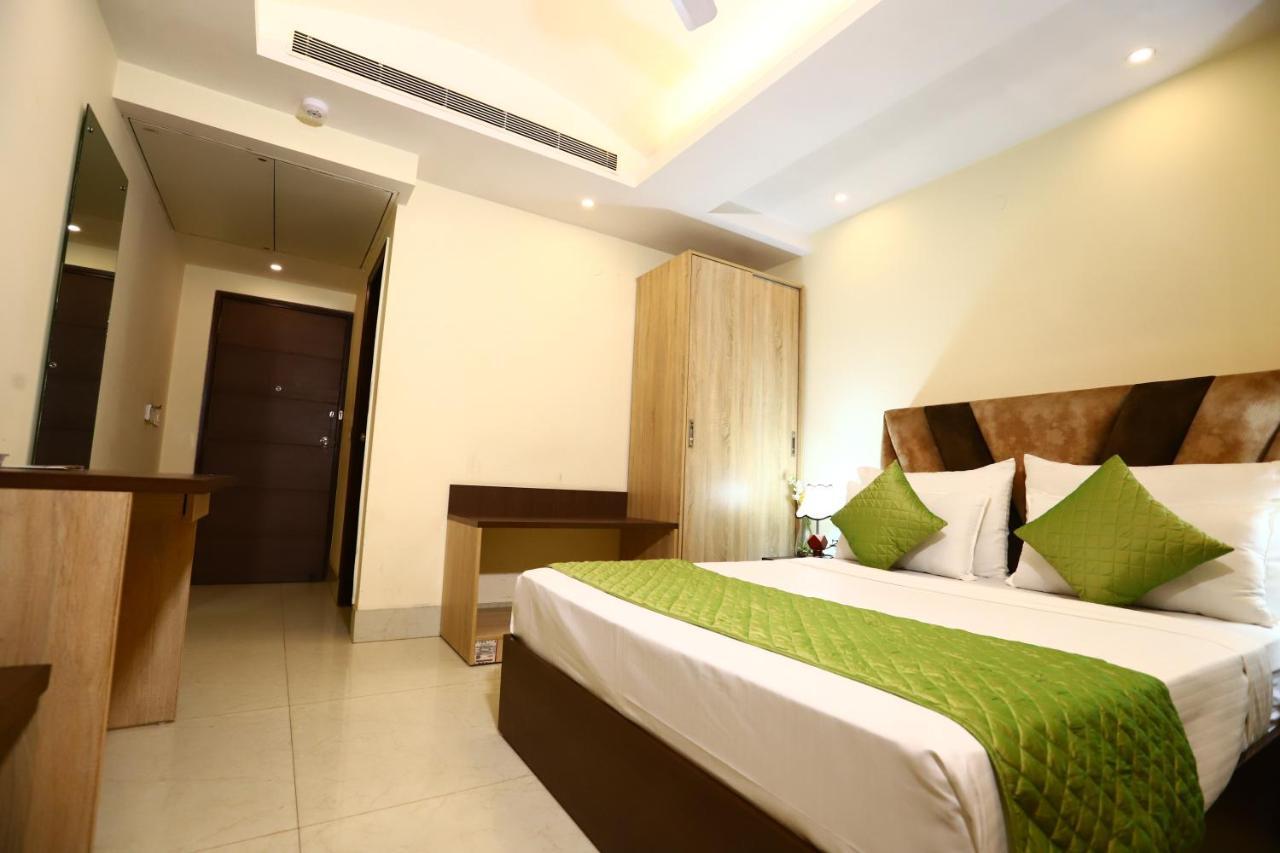 Hotel Mayur Assam - New Delhi Railway Station Ngoại thất bức ảnh