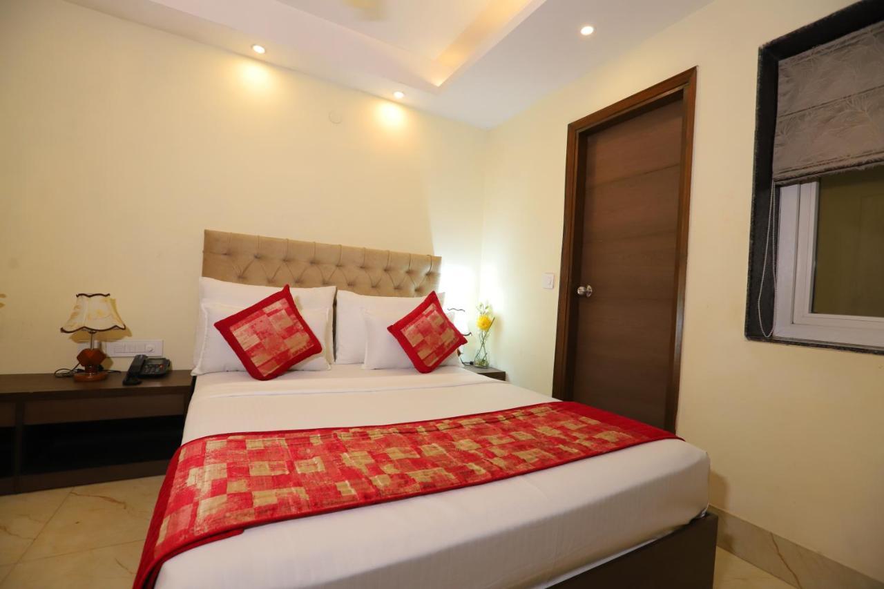 Hotel Mayur Assam - New Delhi Railway Station Ngoại thất bức ảnh