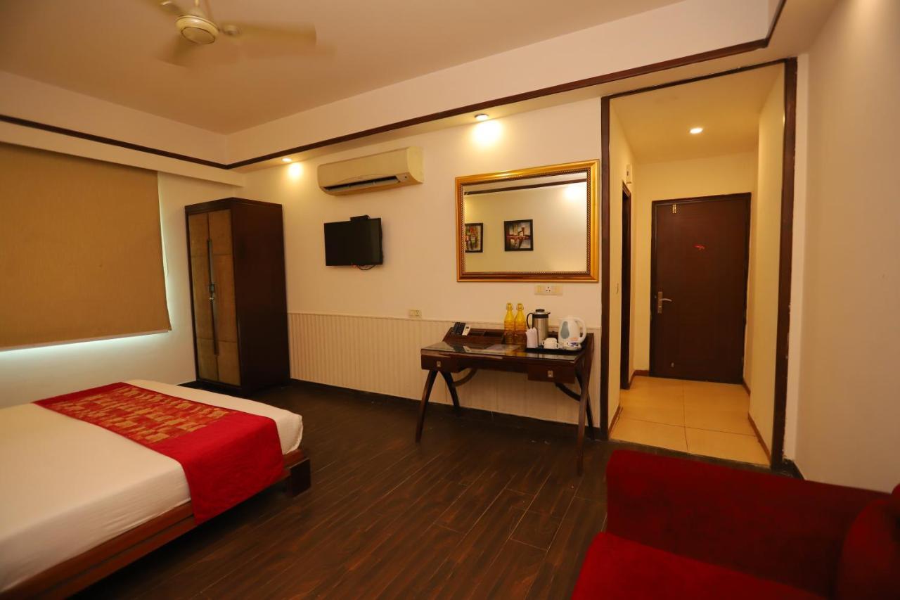 Hotel Mayur Assam - New Delhi Railway Station Ngoại thất bức ảnh