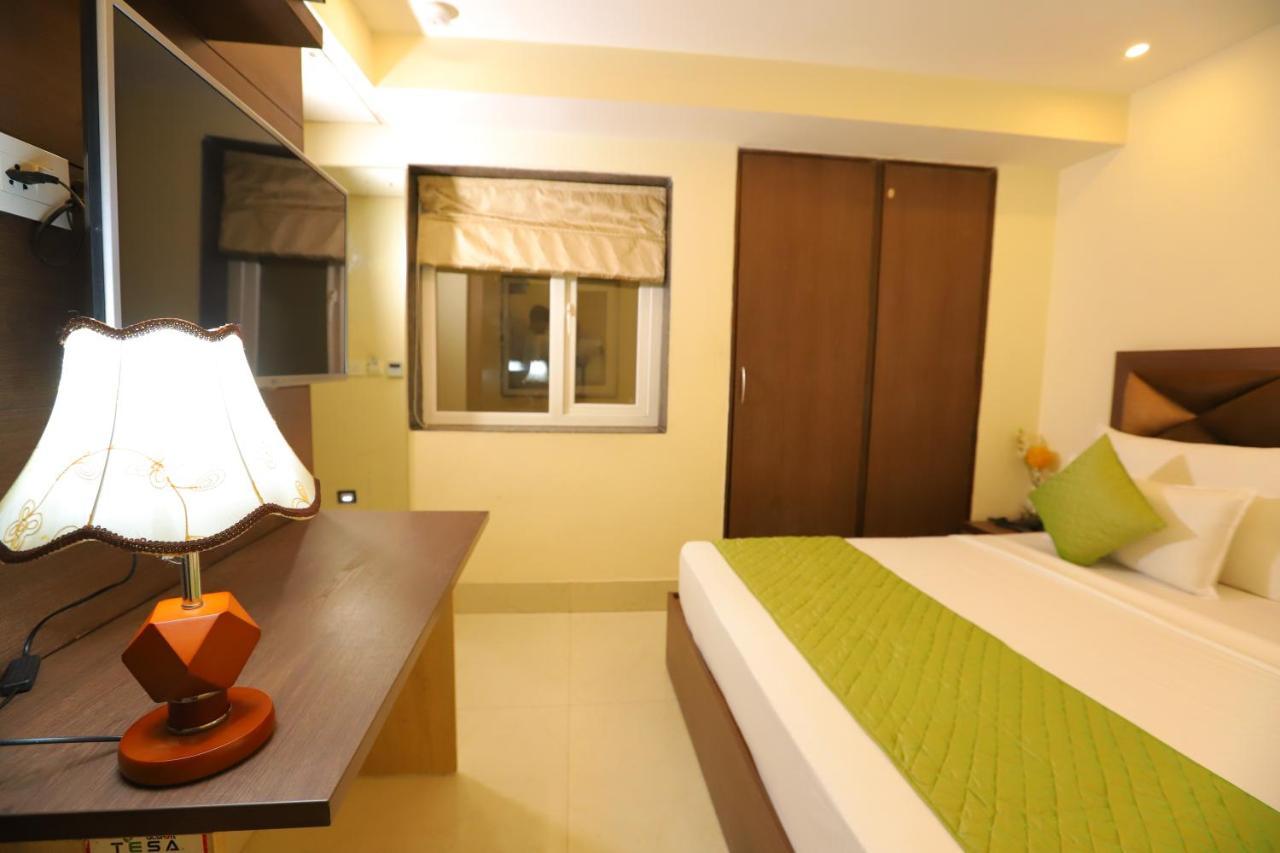 Hotel Mayur Assam - New Delhi Railway Station Ngoại thất bức ảnh